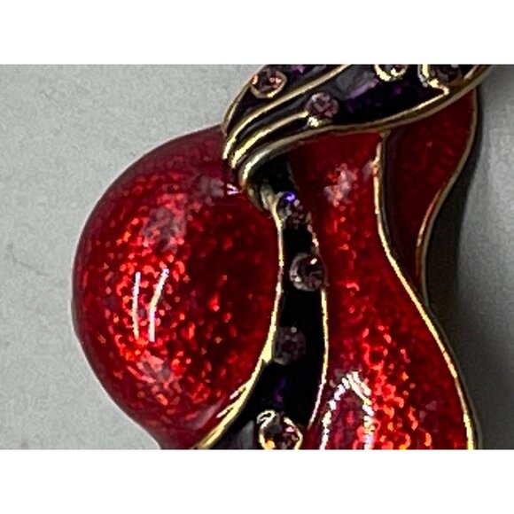 Costume Jewelry brooch red and black hat sparkling red gold trim 2" wide READ - Picture 2 of 6